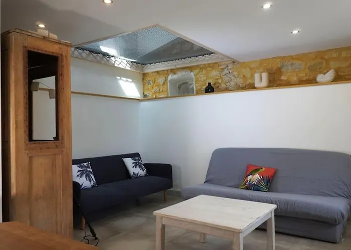 Σπίτι διακοπών Maison Confort Avec Piscine Saint-Martin-de-Londres
